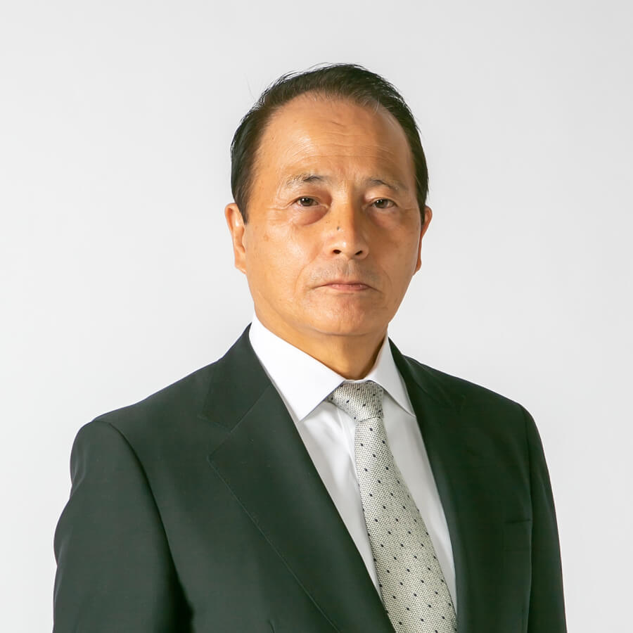 代表取締役社長　長井　啓